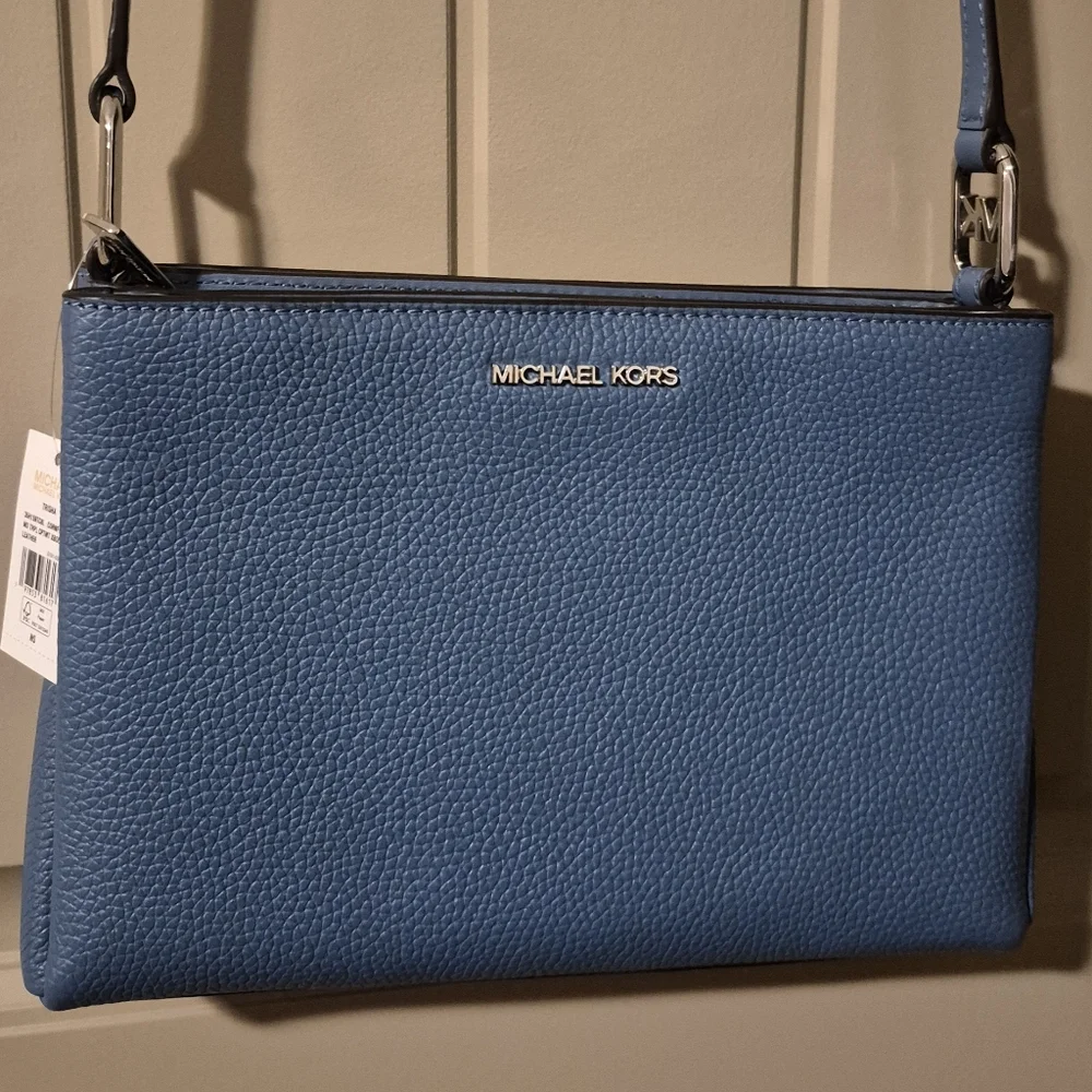 Michael Kors Trisha Medium Pebbled Leather Crossbody Bag - Picture 1 of 10